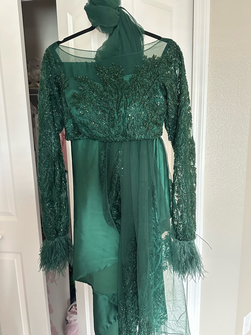 Embellished Dark Green Lehenga Beaded Crop Top with Feather Cuffs - Picture 4 of 8